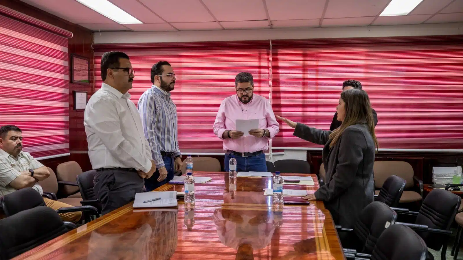 Comité de Obras Públicas en el Cabildo de Guasave.