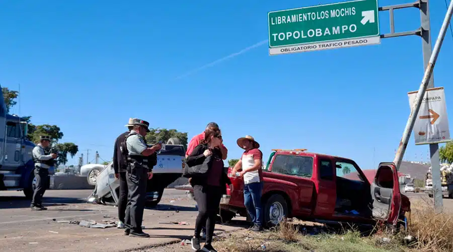 Elementos de Guardia Nacional División Carreteras acudieron al lugar del accidente