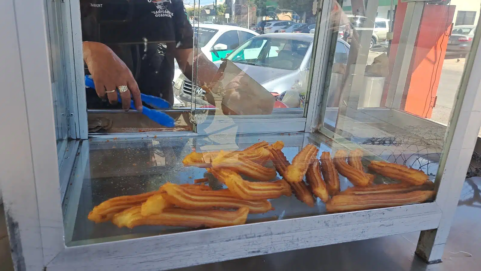 CHURROS