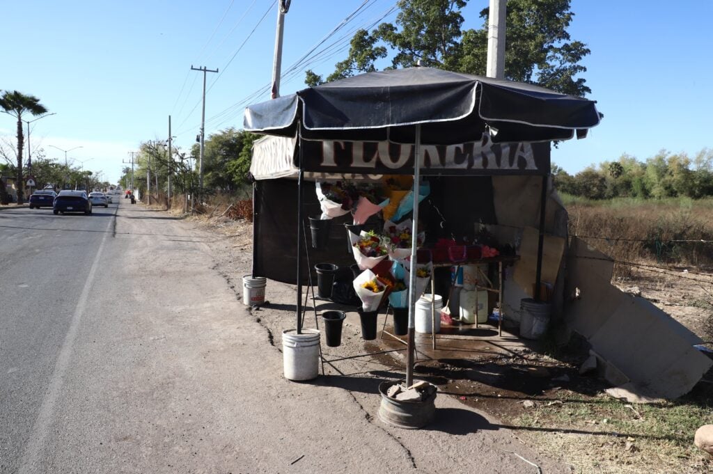 Comerciantes de Bacurimí mantienen la fe ante la falta de clientes