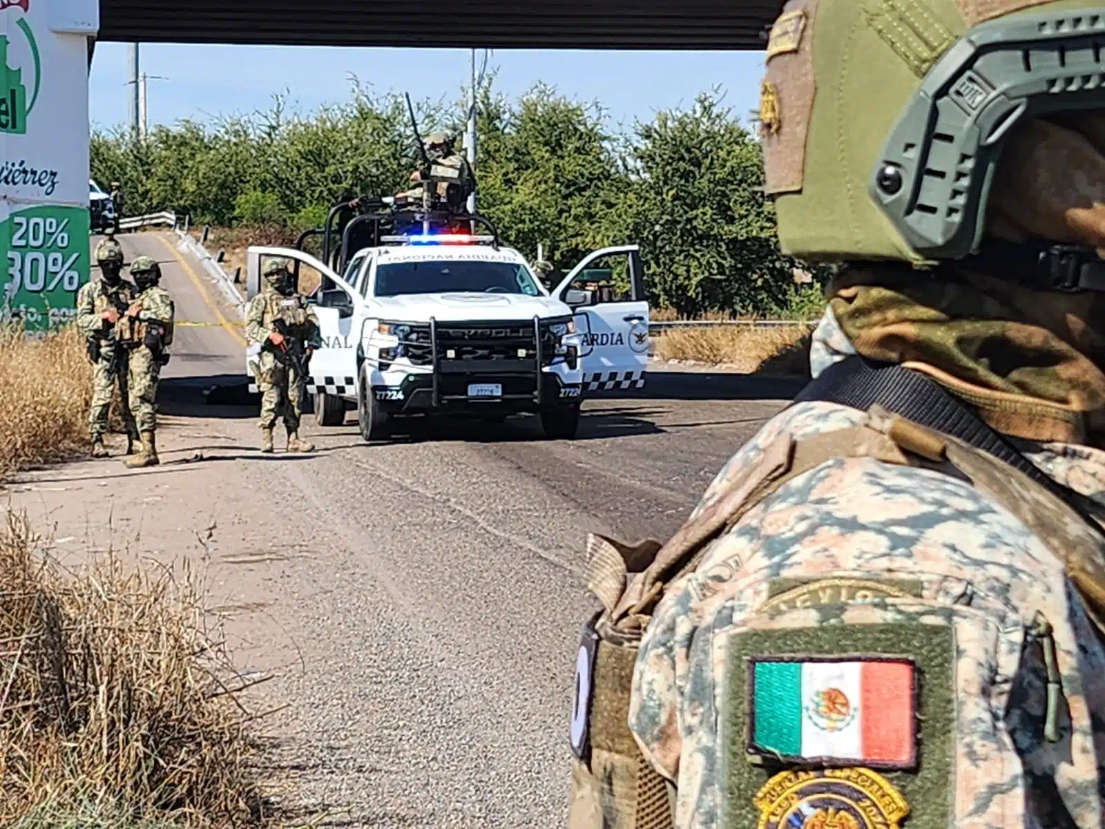 Elementos de la guardia nacional y ejercito mexicano