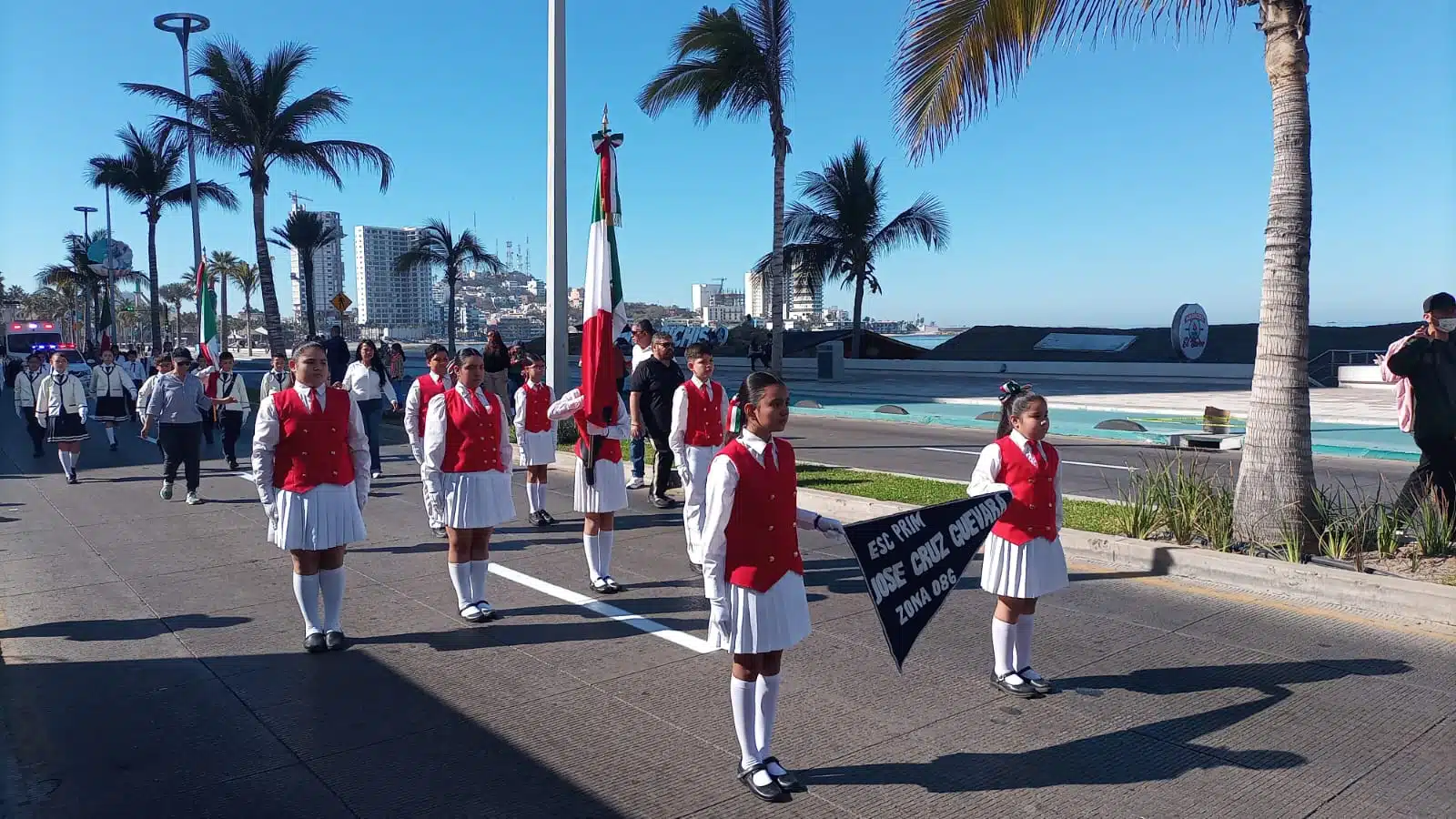 DESFILE DÍA DE LA BANDERA MAZATLÁN (4)