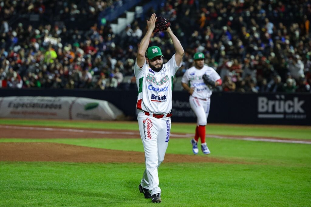 David Reyes celebra victoria de México ante Puerto Rico