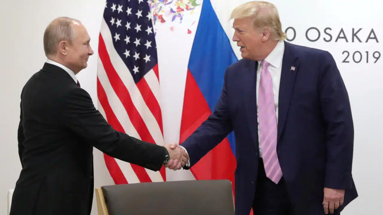 Donald Trump revela conversaciones con Putin sobre el fin de la guerra en Ucrania