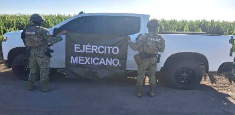 Ejército destruye 8 “narcolaboratorios”, asegura armas, municiones y tres vehículos en Culiacán