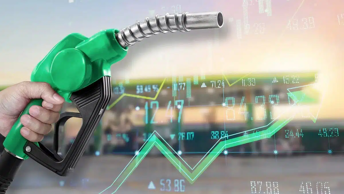 El precio de los combustibles se mantiene sin mayores variaciones este sábado 22 de febrero.