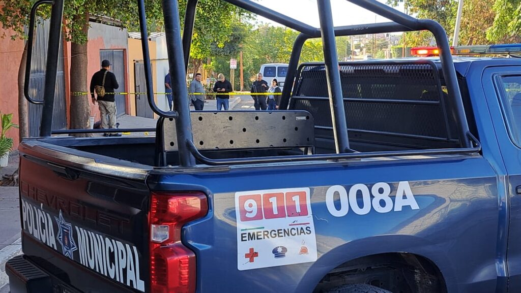 Encuentran a un hombre sin vida en la colonia 10 de Abril en Guamúchil