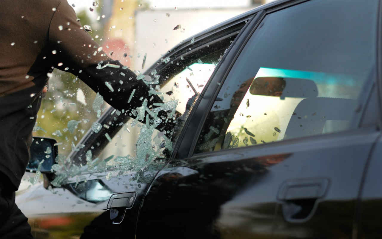 Estos son los carros más robados en México, según la AMIS