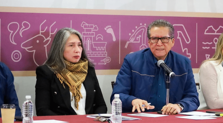 Feliciano Castro durante rueda de prensa