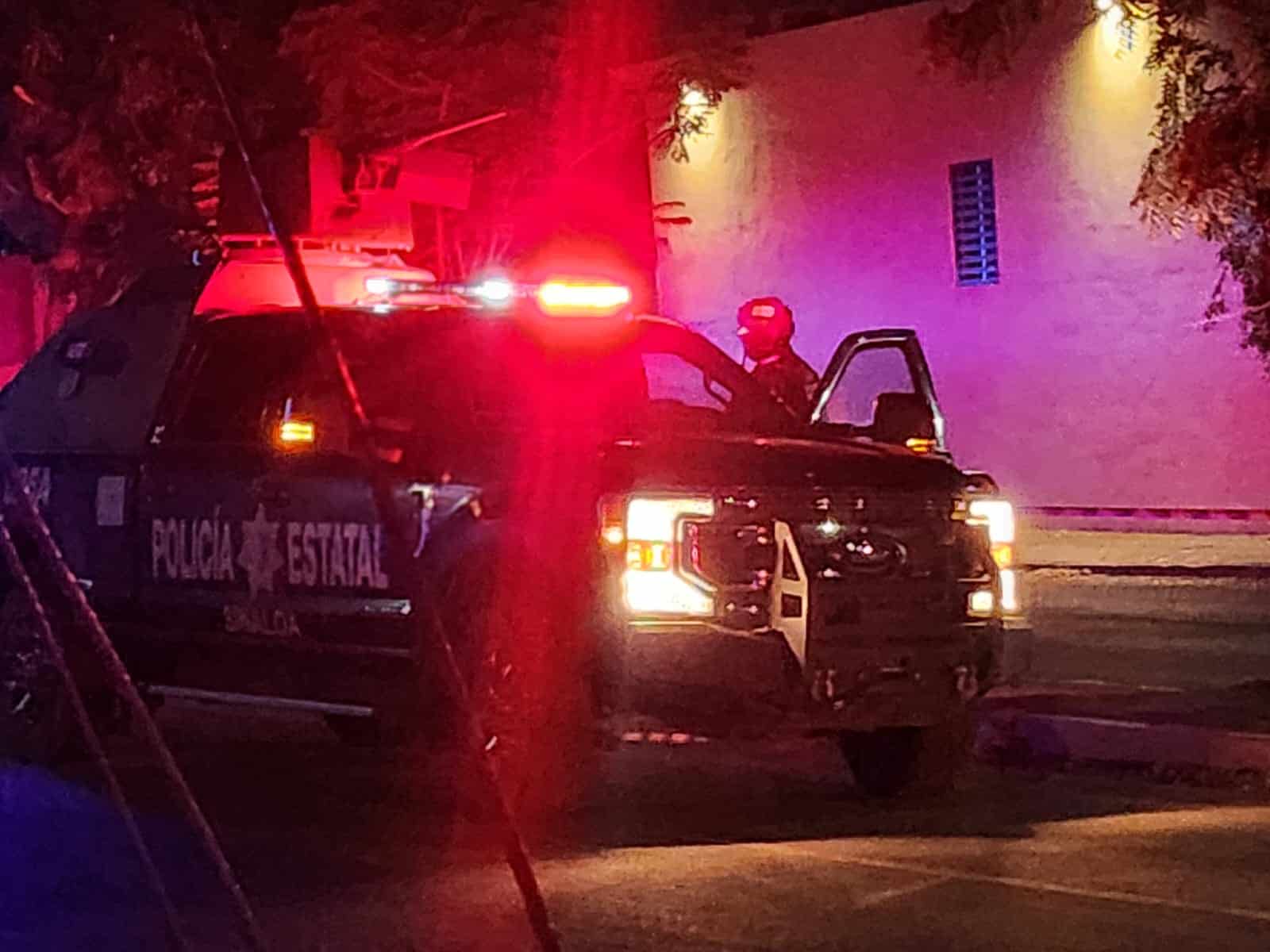 Policías “sacan” a un hombre de expendio y queda detenido en la Antonio Nakayama, Culiacán