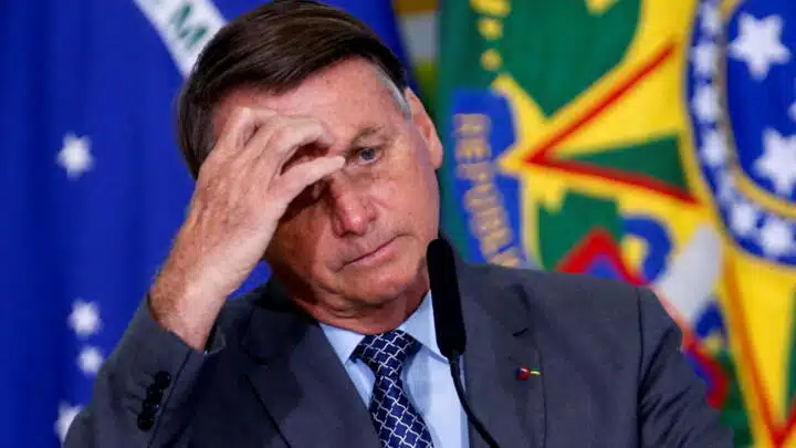 Fiscalía denuncia al expresidente Jair Bolsonaro por intento de golpe de Estado en Brasil