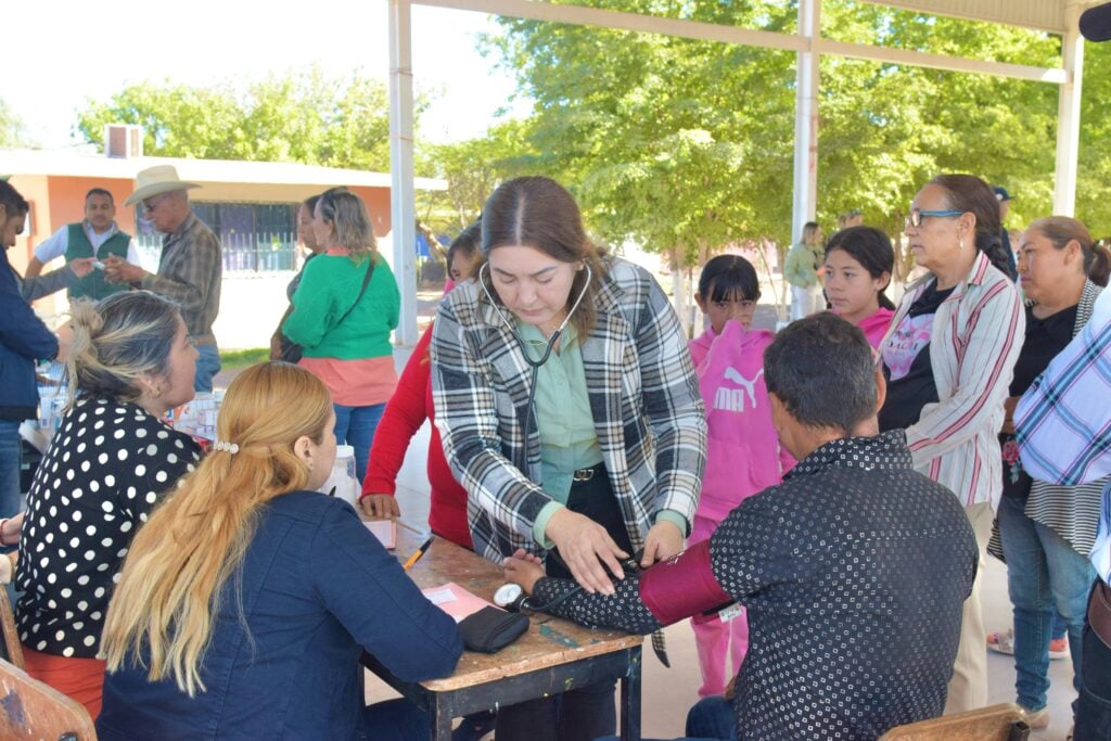 Jornada médica en El Fuerte