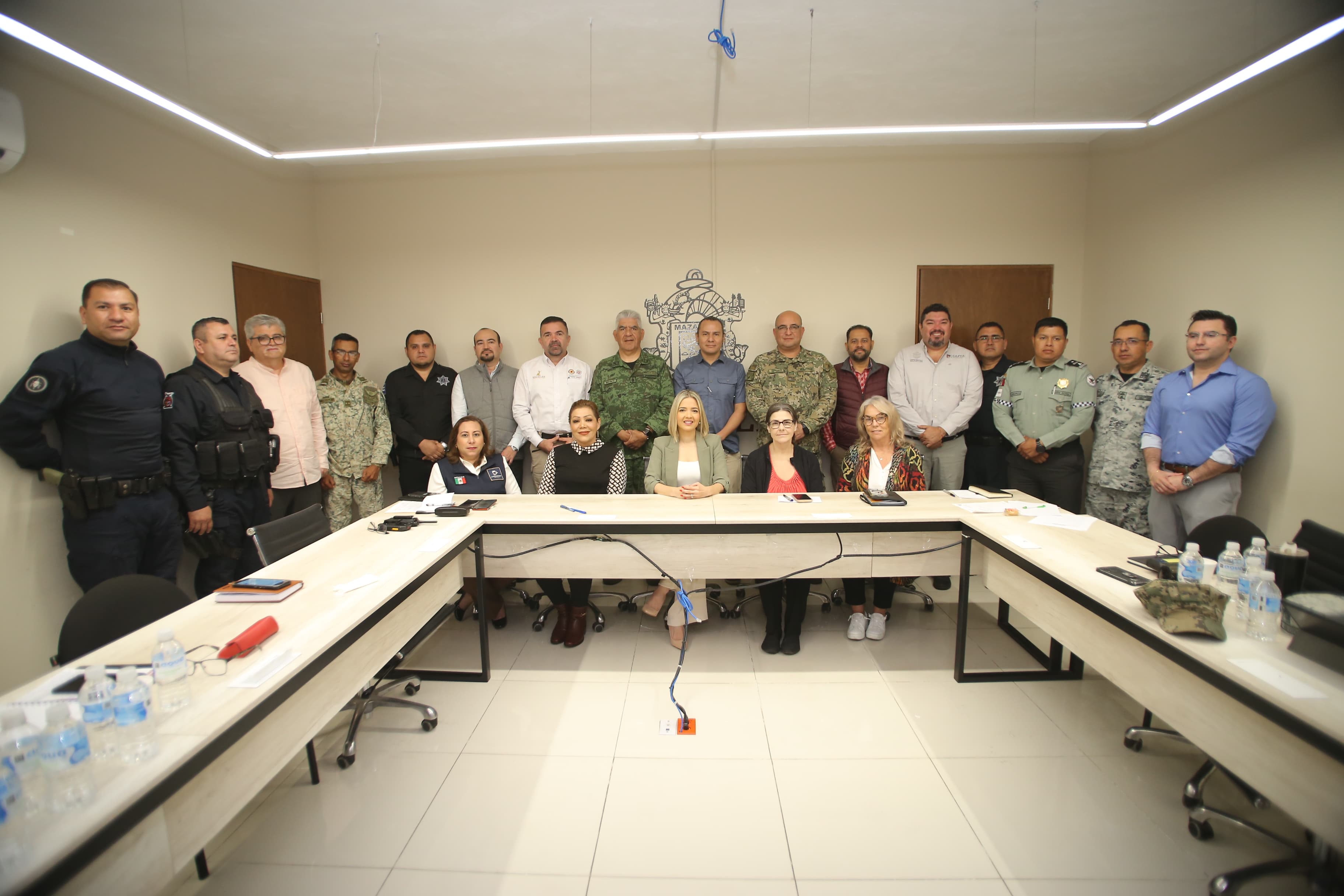 Miembros de la Mesa de Seguridad y Construcción de la Paz de Mazatlán