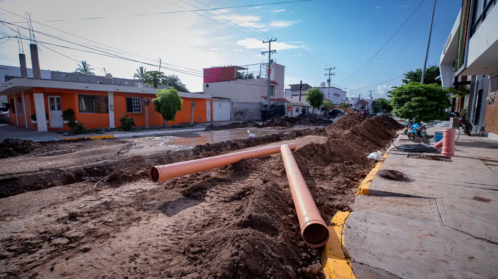 Rehabilitación de drenaje en Guasave