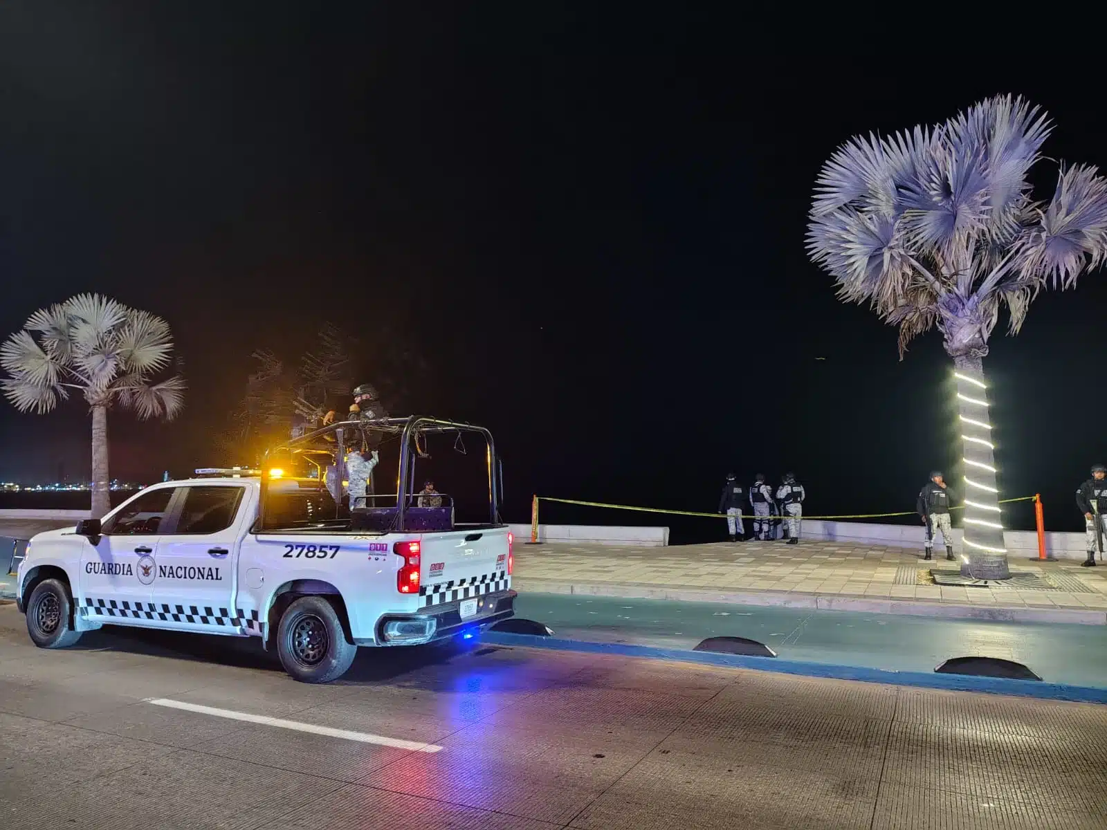 Operativo en el malecón de Mazatlán