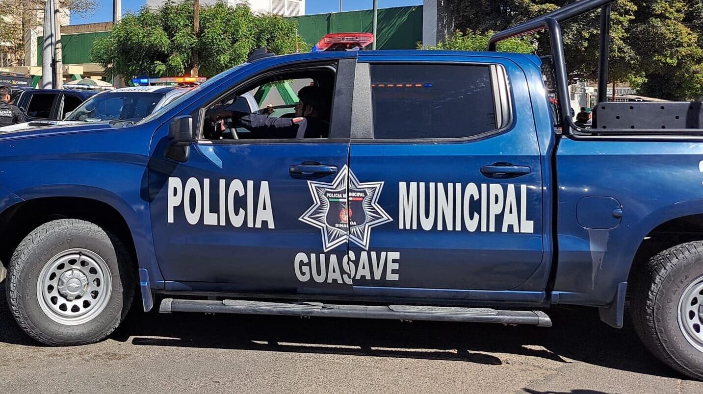 Patrulla-de-la-policia-de-Guasave-e1738789134724