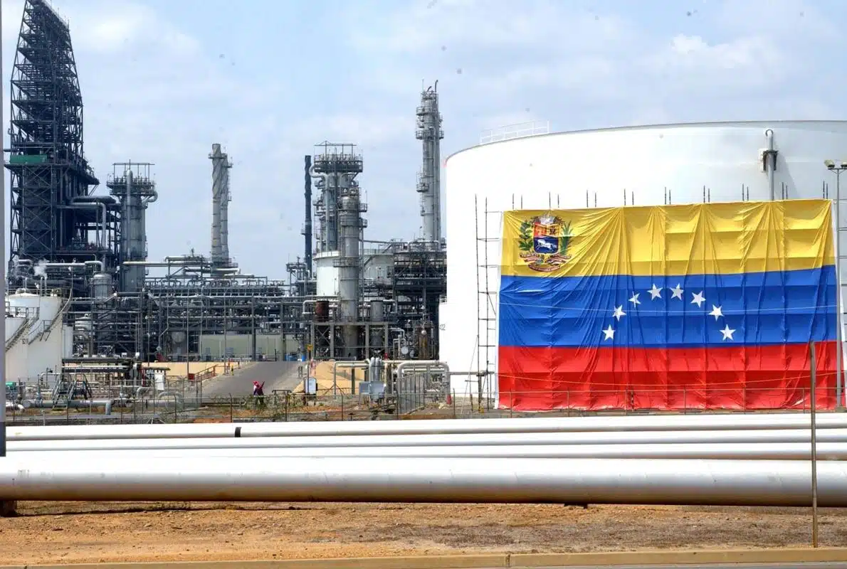 Donald Trump cancela acuerdo de EU para exportar petróleo de Venezuela