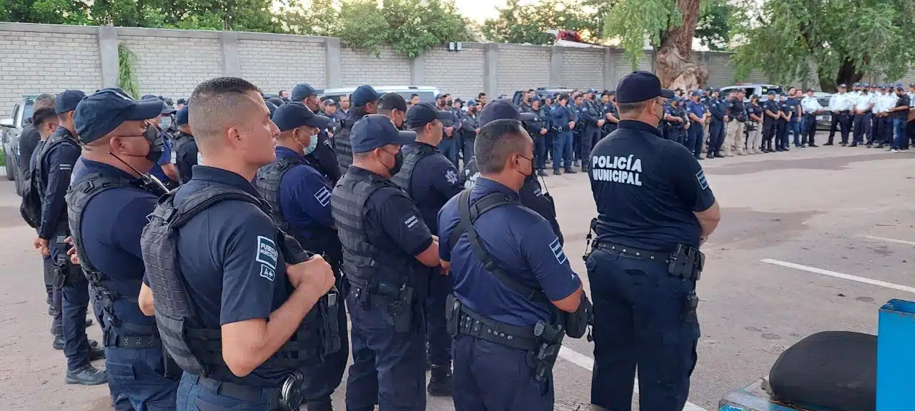 Elementos de la Policía Municipal de Sinaloa