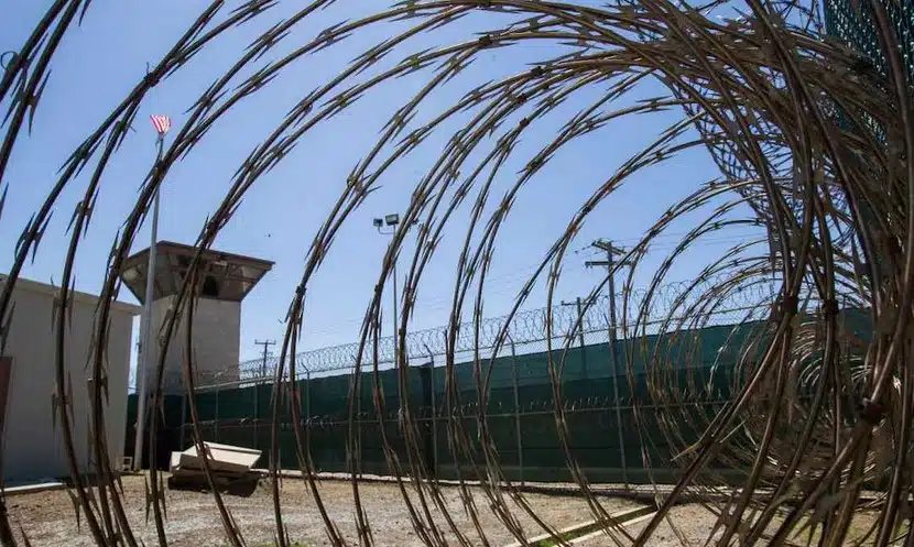 Más de 150 militares de EU llegan a Guantánamo para ampliar el centro de migrantes