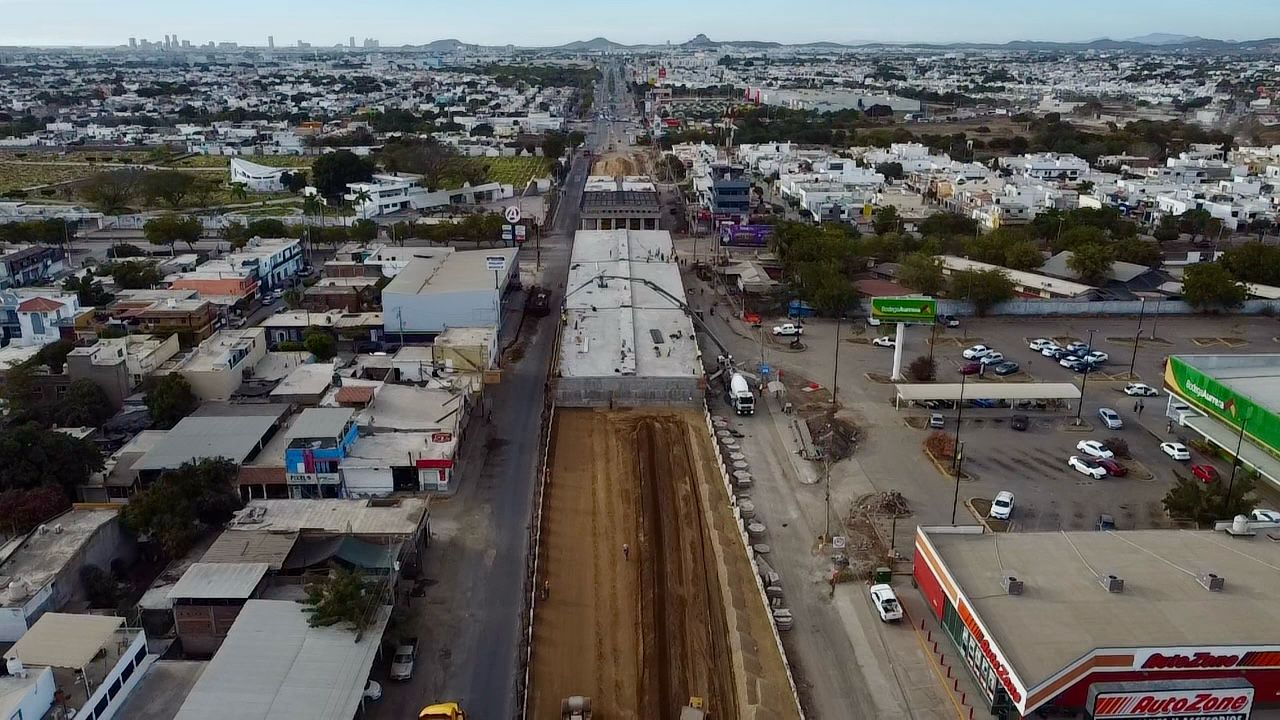 Avanza puente vehicular en Mazatlán; cierran avenidas Múnich y Colosio