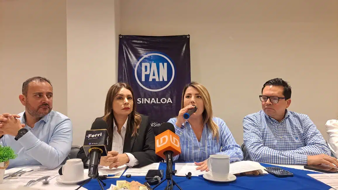 Roxana Rubio en conferencia de prensa