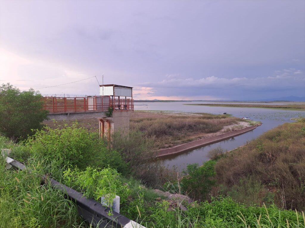 Sequía golpea la pesca en la presa Eustaquio Buelna