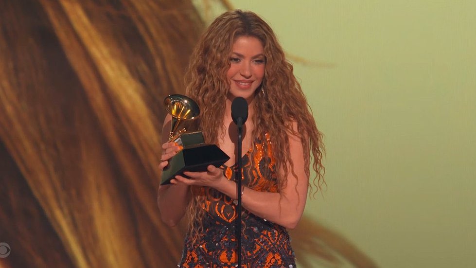 Shakira gana un Grammy y dedica su victoria a los migrantes y a sus hijos