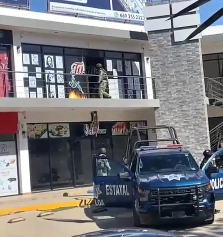 Operativo en plaza comercial de Culiacán