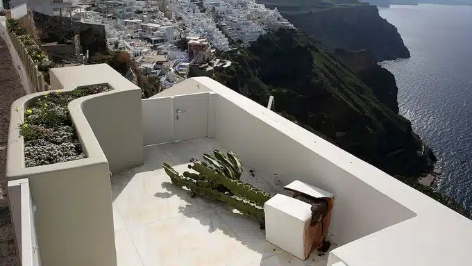 Santorini sigue sacudida por sismos: reportan terremoto de magnitud 5.3 en la isla griega