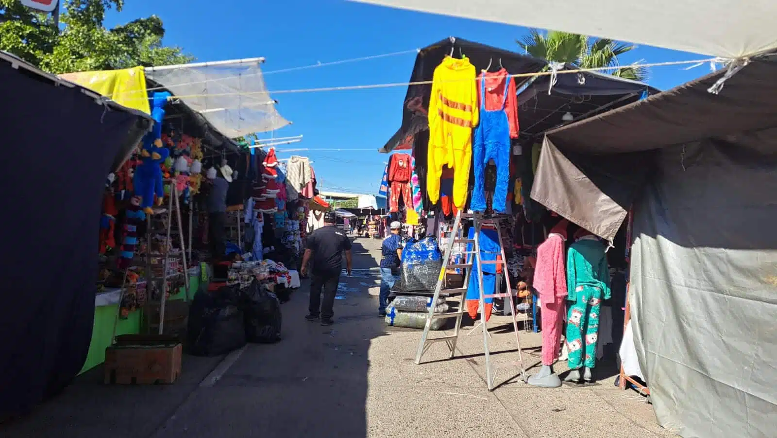 TIANGUIS