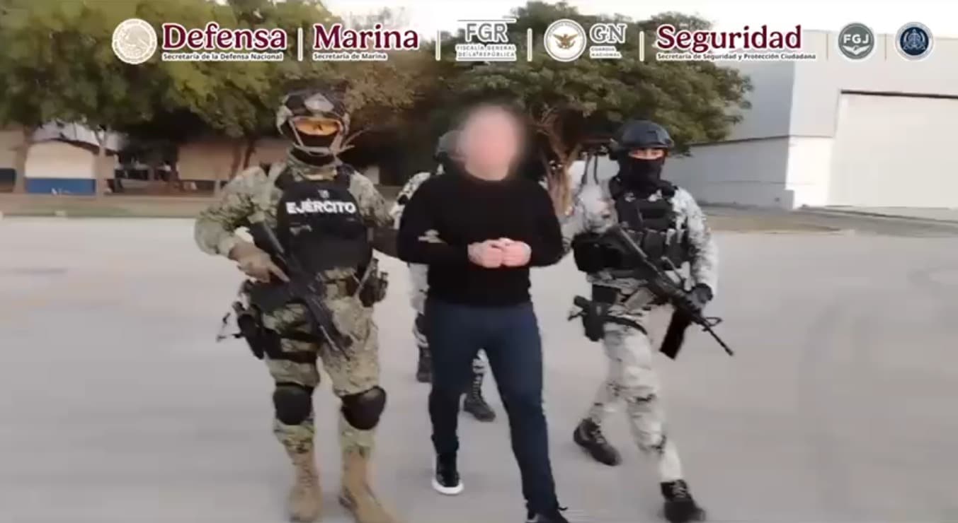 Elementos de seguridad trasladan a José Ángel 