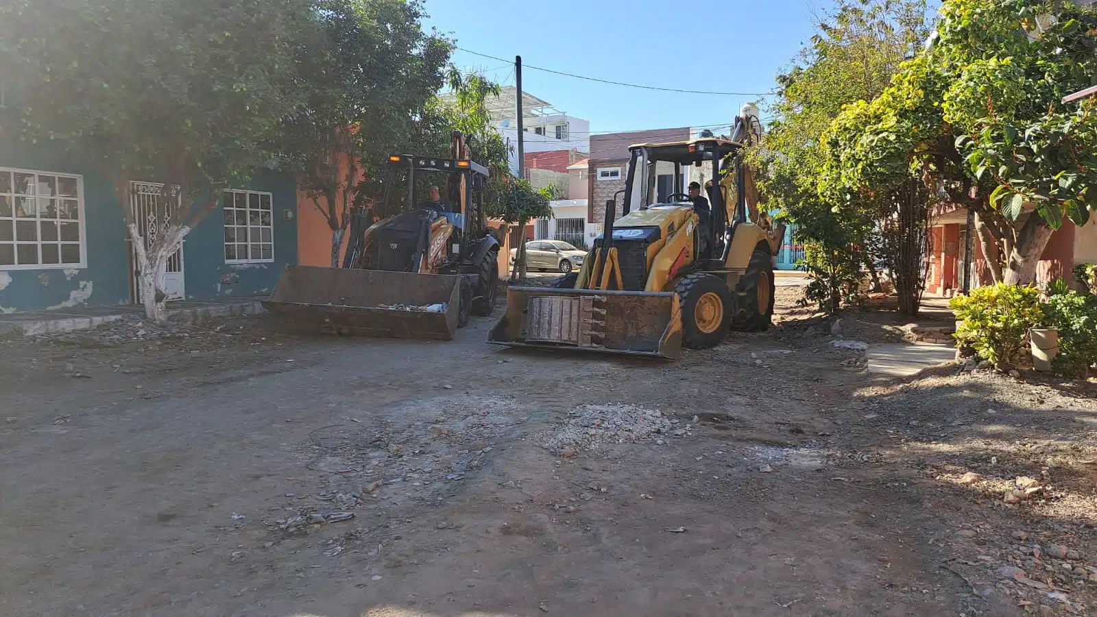 Comenzaron los trabajos de pavimentación