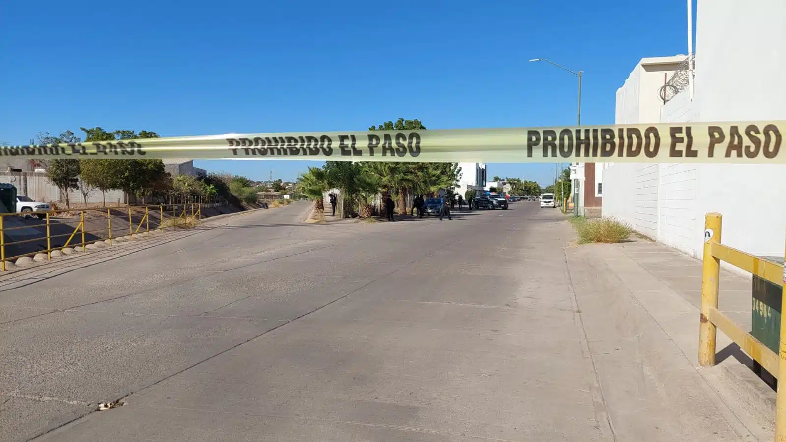 encuentran a hombre asesinado a balazos en calles de Prados del Sur