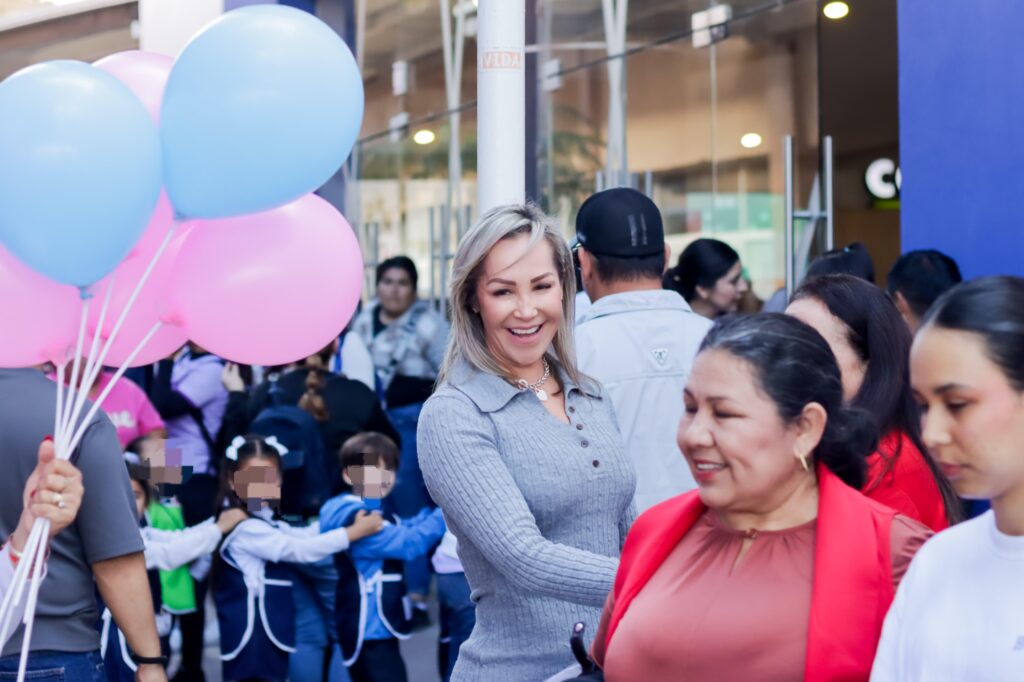 Niños de Ahome van al cine