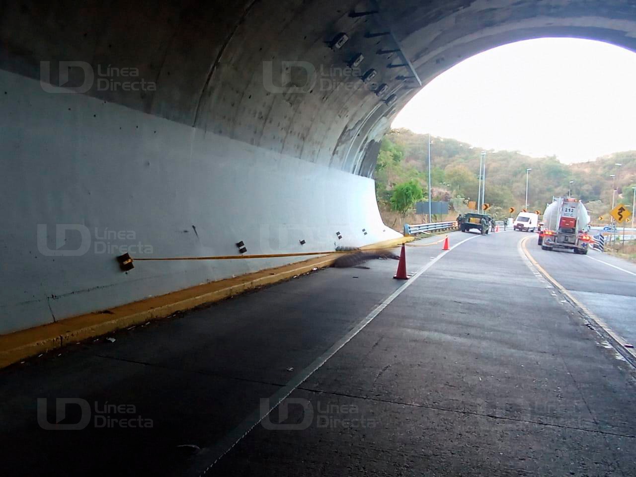 Abandonan cuatro cuerpos en un túnel de la maxipista Mazatlán-Durango