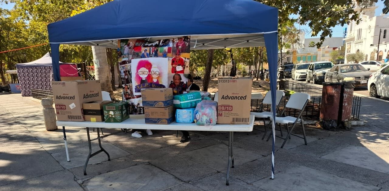 Donativos para el asilo Santa Rosa