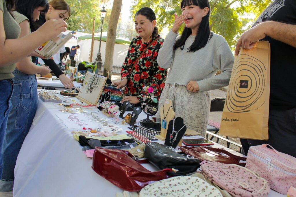 Productos y servicios en "Bazar Joven"