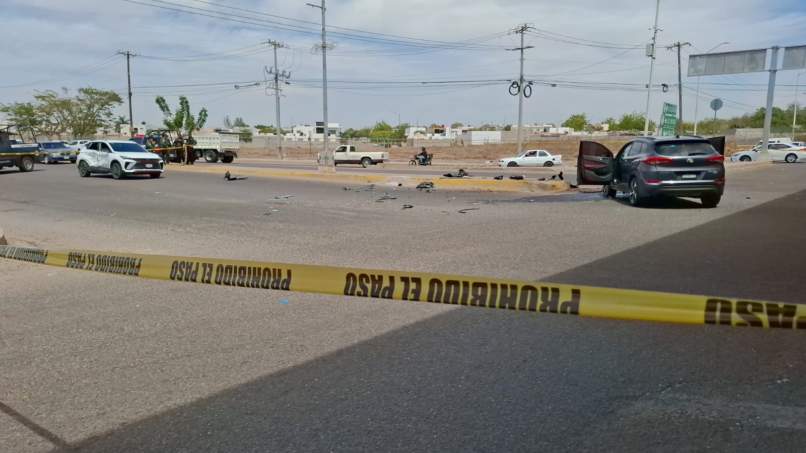 CHOQUE CULIACÁN CRIMEN ORGANIZADO BOMBAS Y AUTOS EN ABANDONO