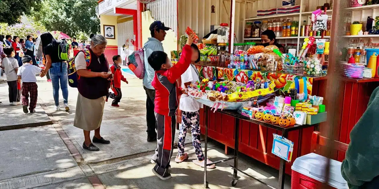 Campaña contra comida chatarra escuelas Sinaloa