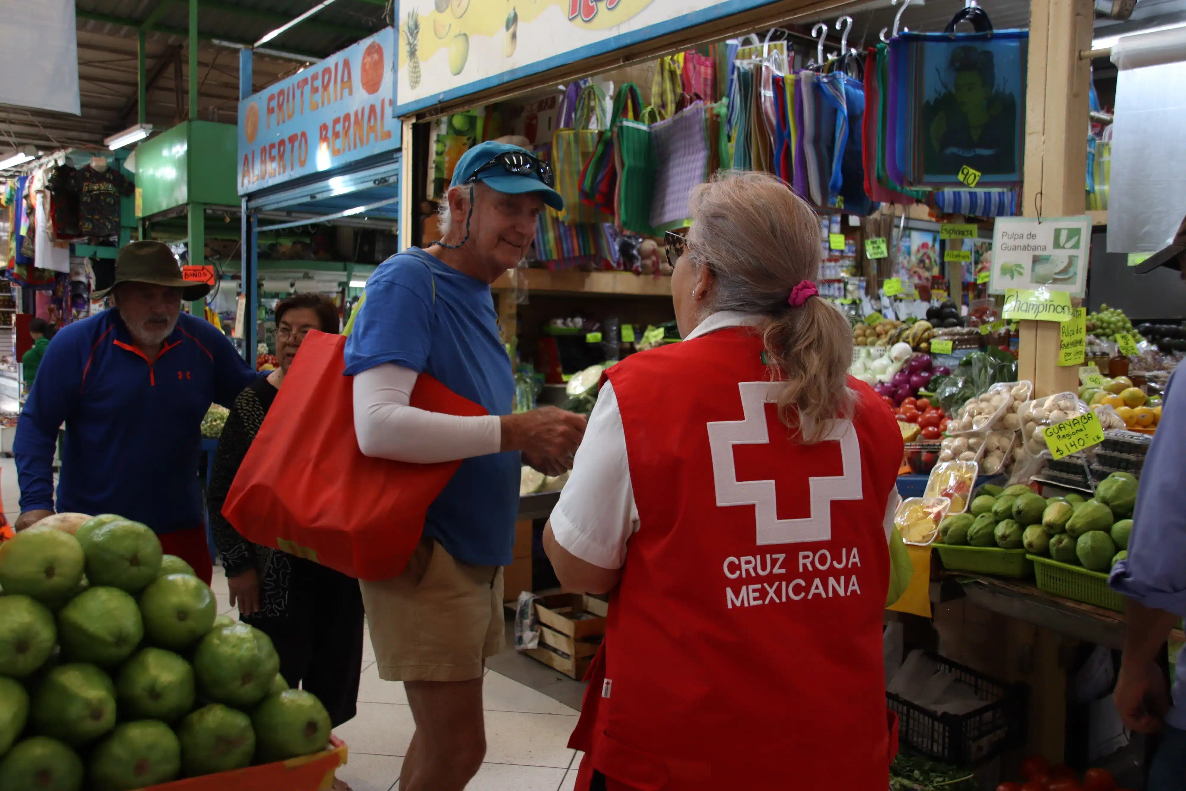 Con desfile inicia la colecta en Mazatlán