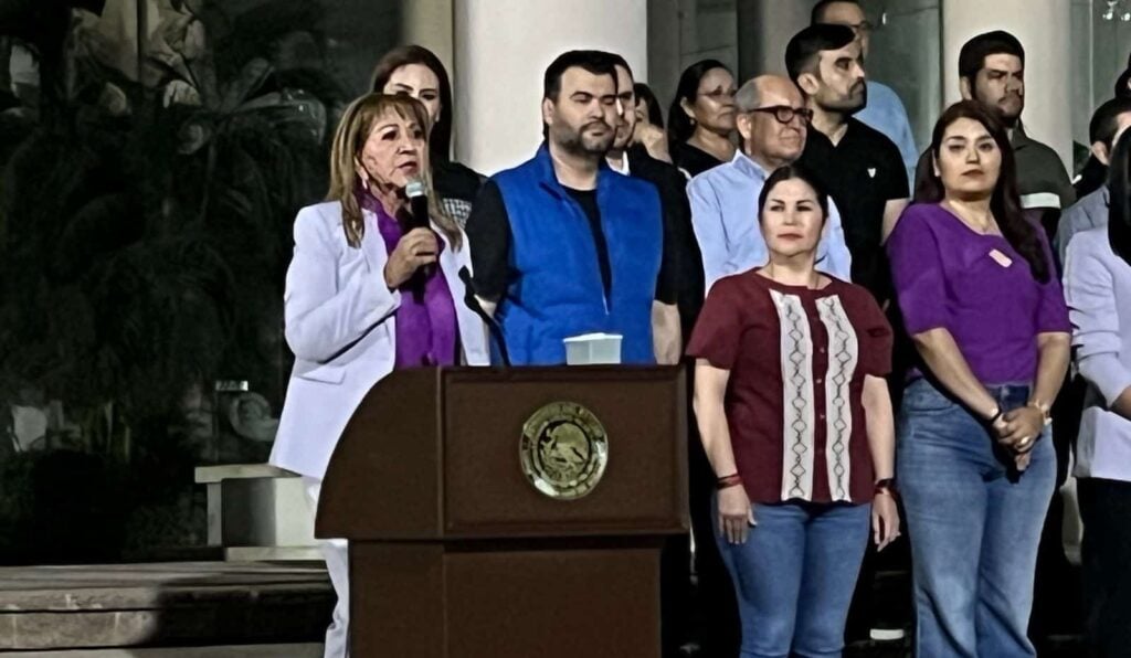 La presidenta de la Jucopo, María Teresa Guerra dedicó un mensaje hacia todas las mujeres