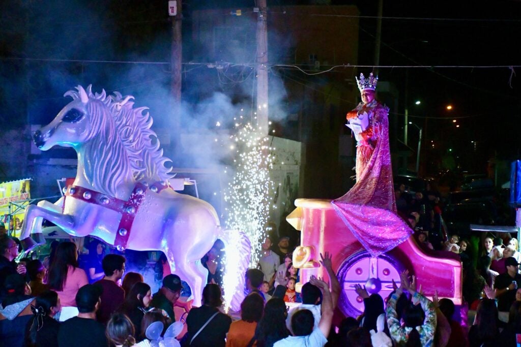 Desfile de carros alegóricos del Carnaval Guamúchil