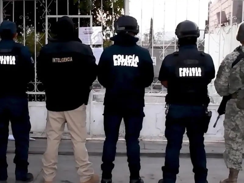 Desmantelan puntos de venta de huachicol y droga en Pachuca