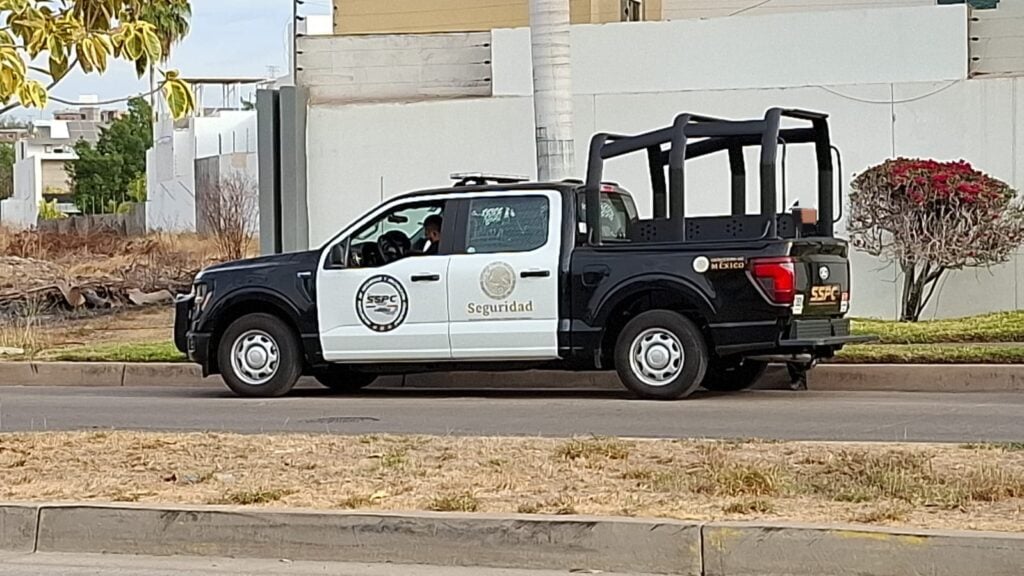 Fuerzas armadas realizan operativos simultáneos en Culiacán