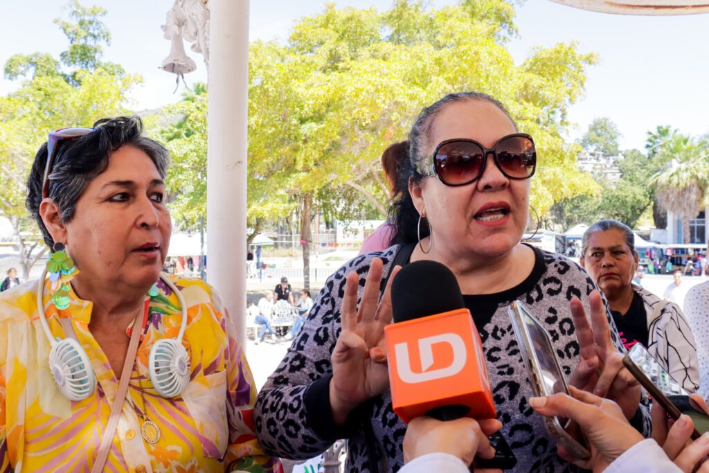 Habitantes de Topolobampo se manifiestan ante la falta de agua