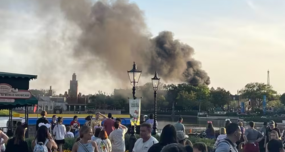 Incendio en pabellón de Epcot en Disney causa alarma entre los visitantes: VIDEO