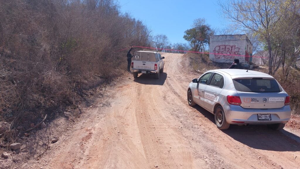 Localizan a un hombre y una mujer asesinados en Santa Teresa, Mazatlán