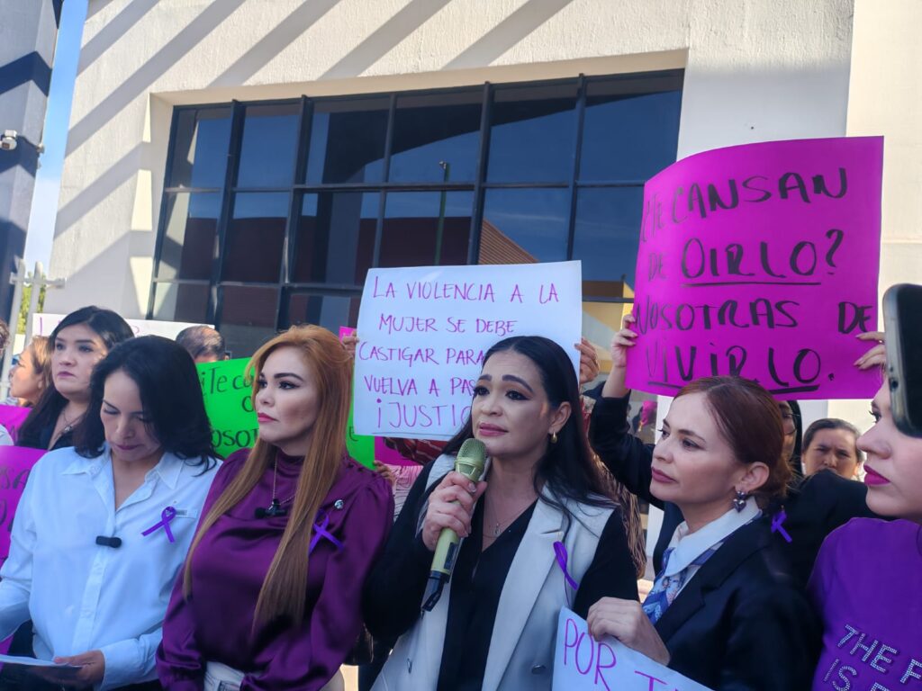 PRI Sinaloa entrega pliego petitorio a la fiscal en exigencia de justicia por mujeres violentadas