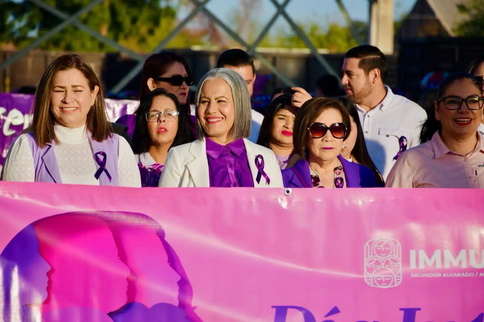 Salvador Alvarado conmemora el Día de la Mujer con marcha