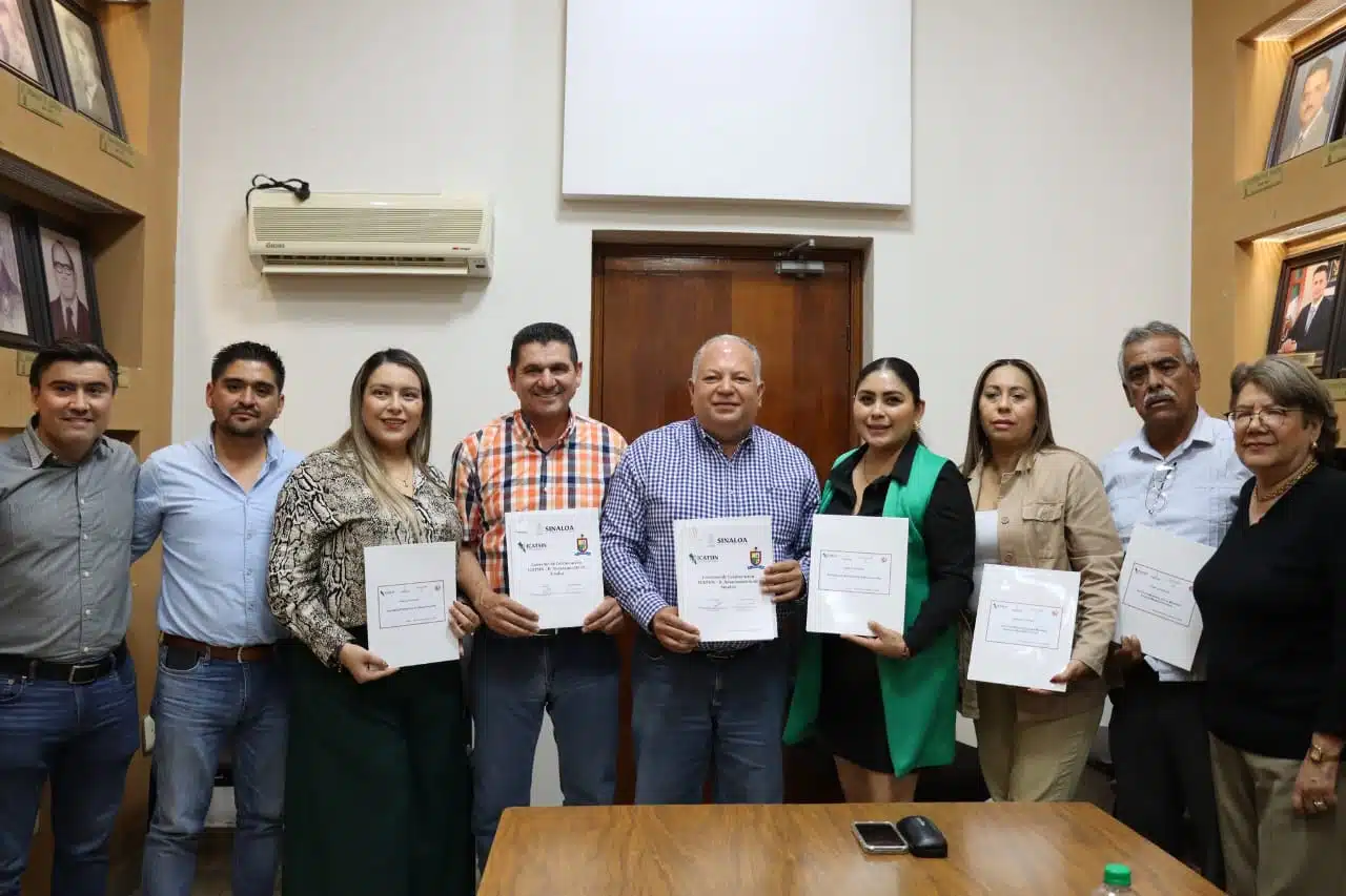 Firma de colaboración en Sinaloa municipio